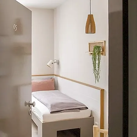 Fruehstueckshotel Fuerstenwerth ホテル